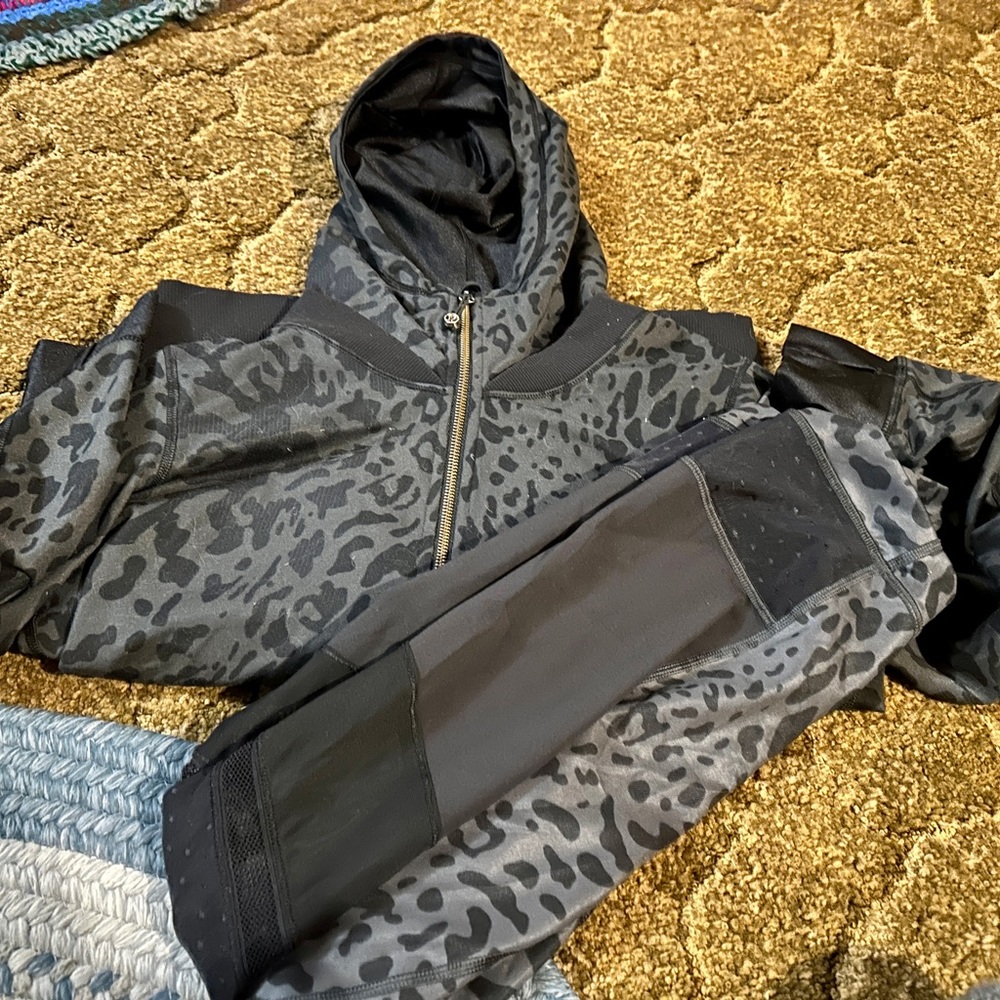 Lululemon Outfit Size 8